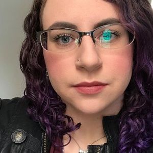 Meet your Posher, Jillian